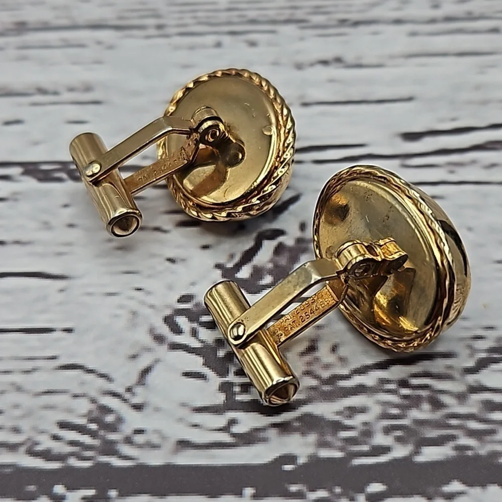 Vintage Chrisitan Dior Gold Tone & Sodalite Cufflinks withgold tone tie bar set - Picture 4 of 6